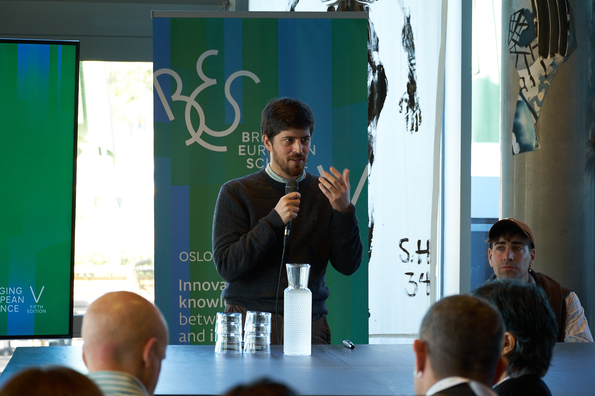 Copia de BeforeDSCF4430 Los días 25 y 26 de septiembre, Oslo acogió la quinta edición de Bridging European Science (BES V), reuniendo a cerca de 150 investigadores, emprendedores y representantes institucionales, junto a representantes de 20 asociaciones de científicos españoles en el exterior de los cinco continentes.